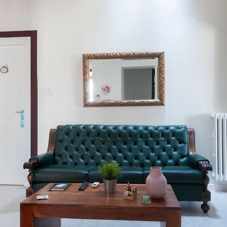 Bed and Breakfast Le Finestre Sulla Piazza Boiano Exterior foto