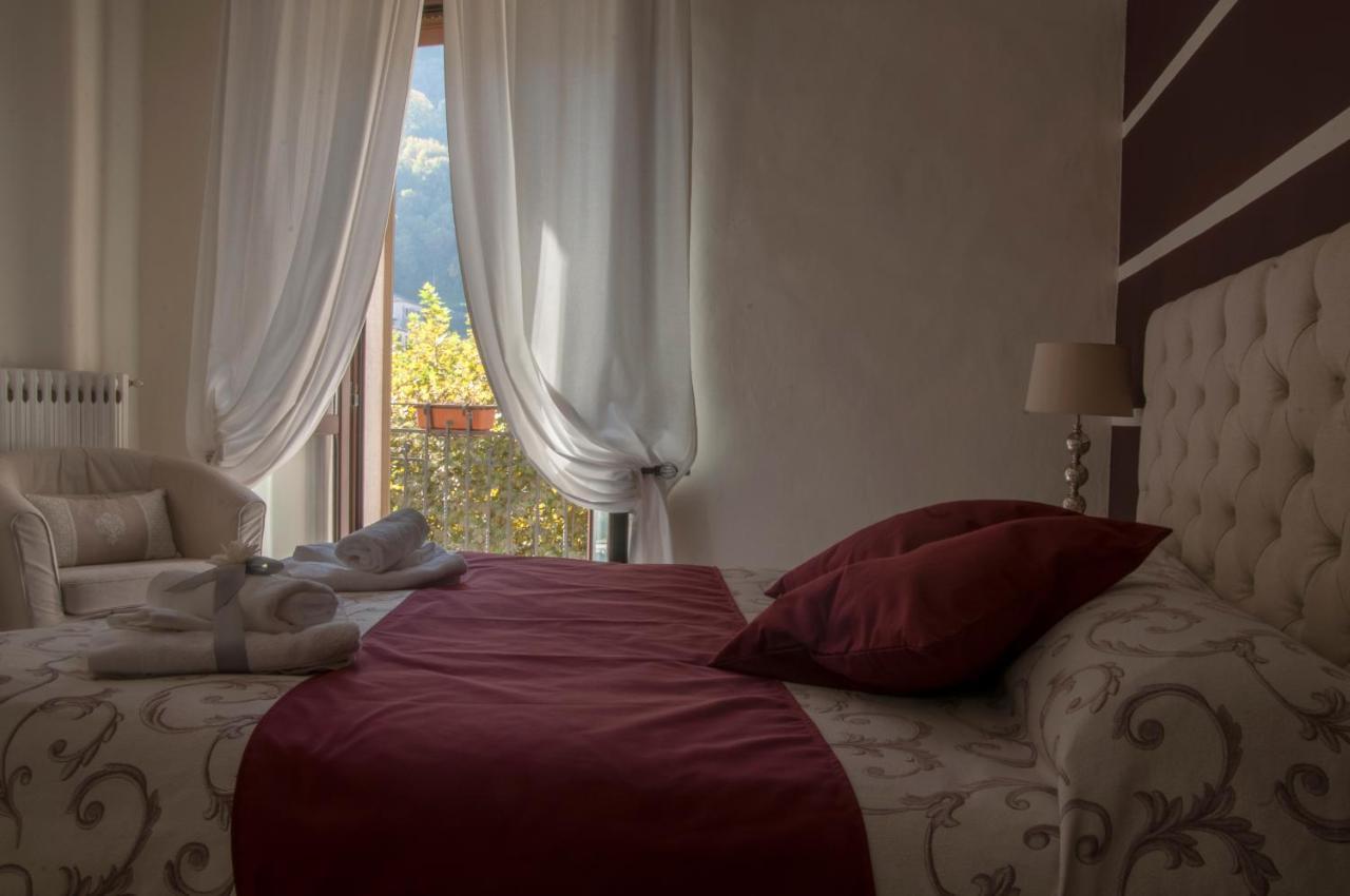 Bed and Breakfast Le Finestre Sulla Piazza Boiano Exterior foto