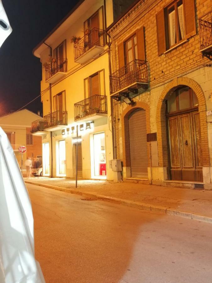 Bed and Breakfast Le Finestre Sulla Piazza Boiano Exterior foto