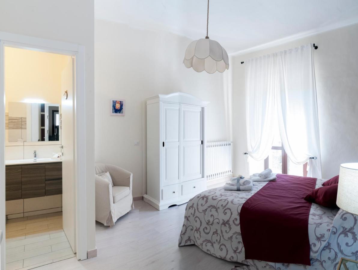Bed and Breakfast Le Finestre Sulla Piazza Boiano Exterior foto